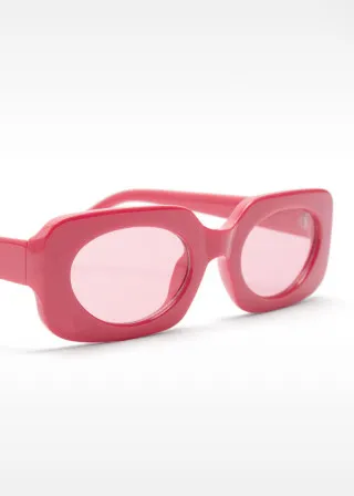 ОЧИЛА ЗА СОНЦЕ 