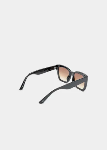 ОЧИЛА ЗА СОНЦЕ 