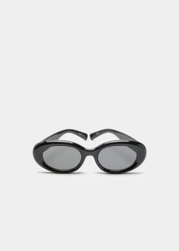 ОЧИЛА ЗА СОНЦЕ 