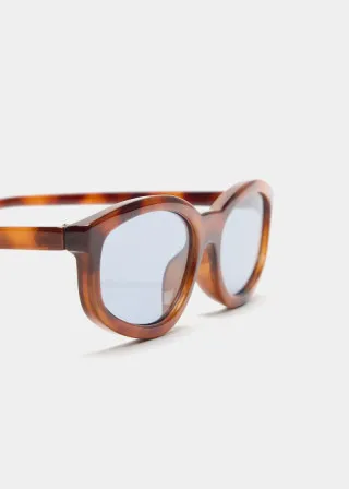 ОЧИЛА ЗА СОНЦЕ 