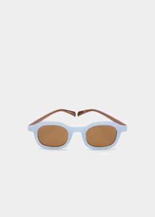 ОЧИЛА ЗА СОНЦЕ 