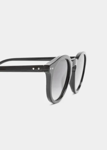 ОЧИЛА ЗА СОНЦЕ 