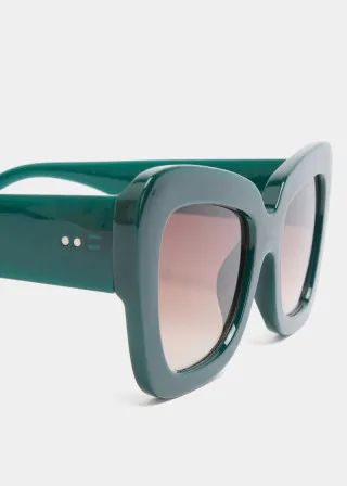 ОЧИЛА ЗА СОНЦЕ 