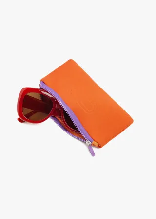 ОЧИЛА ЗА СОНЦЕ 