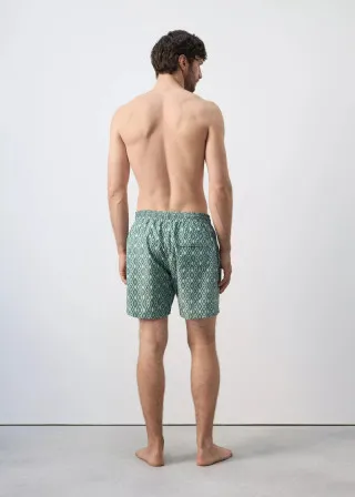 КОСТИМ ЗА КАПЕЊЕ 