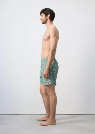 КОСТИМ ЗА КАПЕЊЕ 