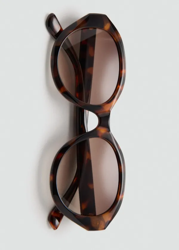 ОЧИЛА ЗА СОНЦЕ 