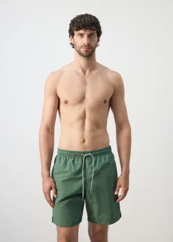 КОСТИМ ЗА КАПЕЊЕ 