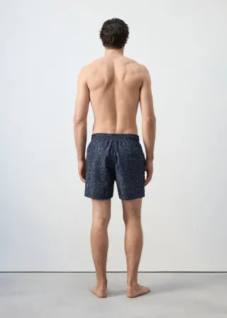 КОСТИМ ЗА КАПЕЊЕ 