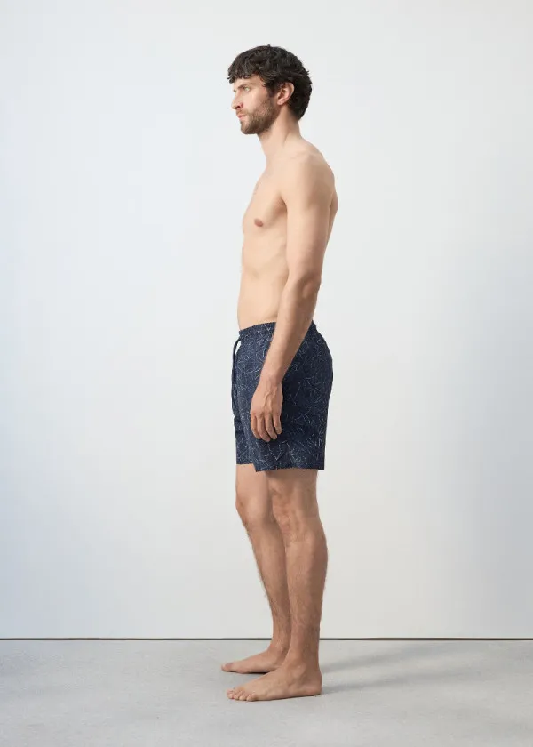 КОСТИМ ЗА КАПЕЊЕ 