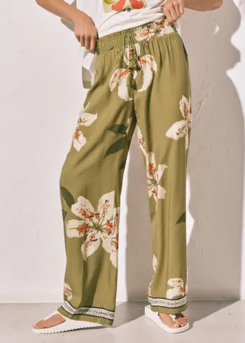 ПИЖАМИ ДОЛЕН ДЕЛ 