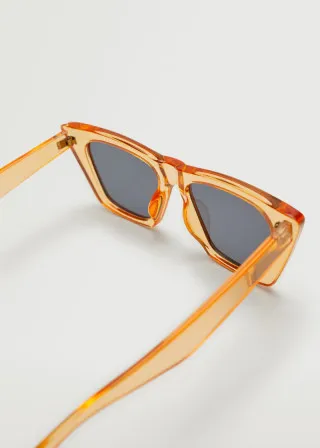 ОЧИЛА ЗА СОНЦЕ 