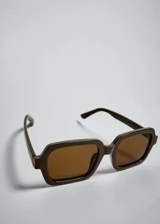 ОЧИЛА ЗА СОНЦЕ 