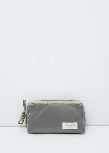 НЕСЕСЕР 