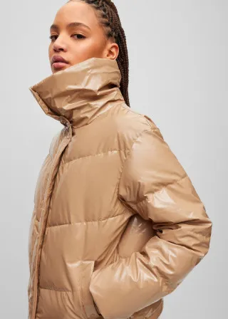 ЖЕНСКА ЈАКНА 