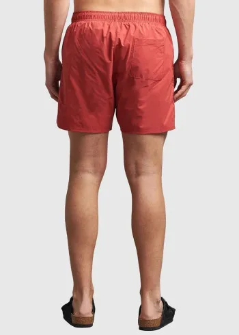 КОСТИМ ЗА КАПЕЊЕ 