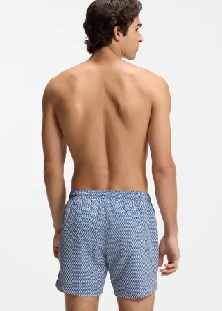 КОСТИМ ЗА КАПЕЊЕ 