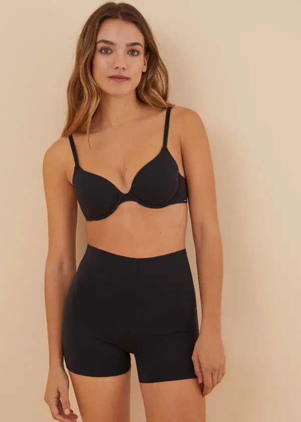 ОБЛИКУВАЧ ЗА ТЕЛО 