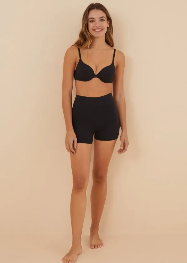 ОБЛИКУВАЧ ЗА ТЕЛО 