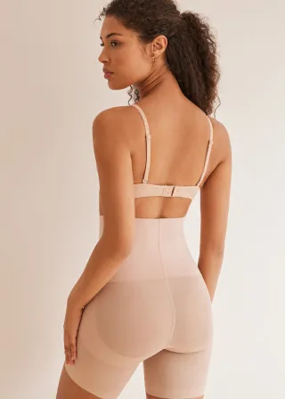 ОБЛИКУВАЧ ЗА ТЕЛО 