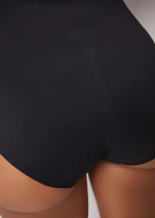 ОБЛИКУВАЧ ЗА ТЕЛО 