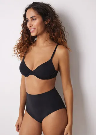 ОБЛИКУВАЧ ЗА ТЕЛО 