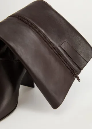 ВИСОКИ ЧИЗМИ 