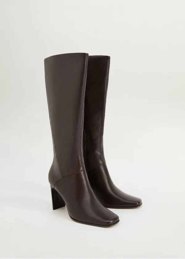 ВИСОКИ ЧИЗМИ 