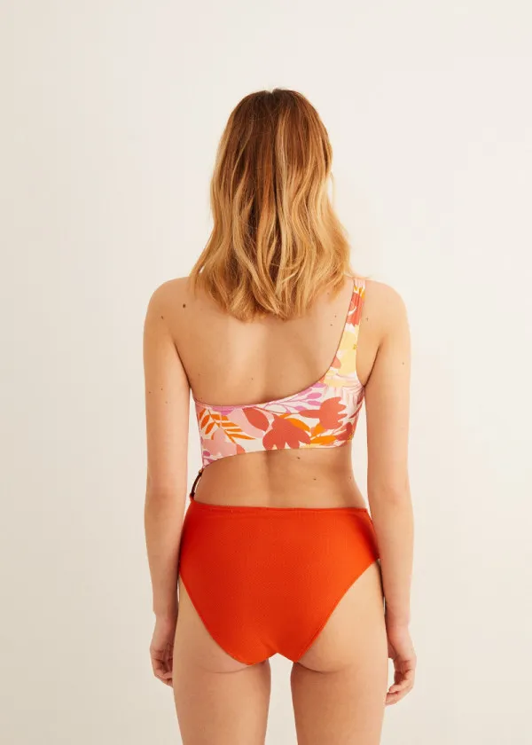 КОСТИМ ЗА КАПЕЊЕ 