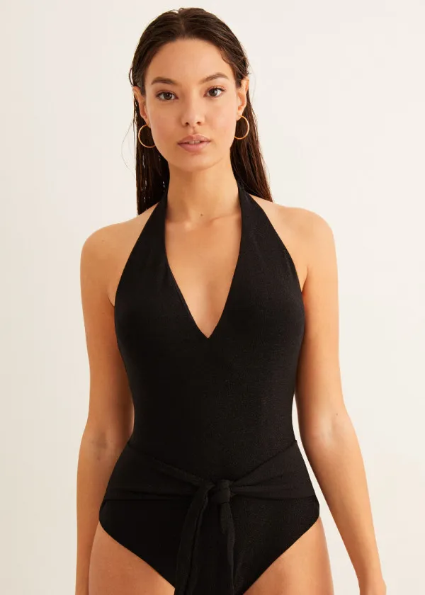 КОСТИМ ЗА КАПЕЊЕ 