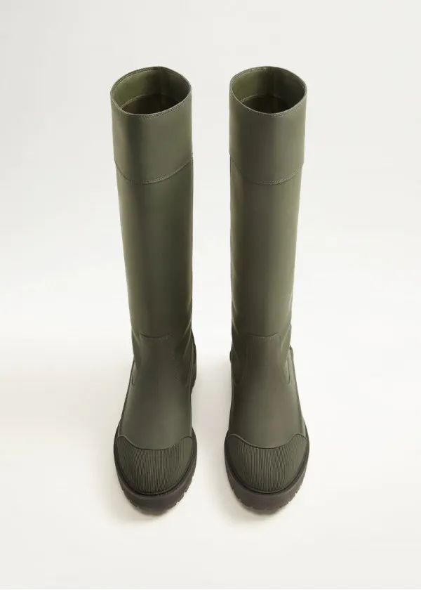 ВИСОКИ ЧИЗМИ 