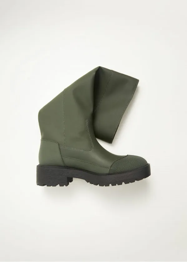 ВИСОКИ ЧИЗМИ 