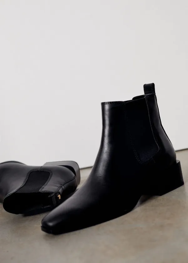 КРАТКИ ЧИЗМИ 