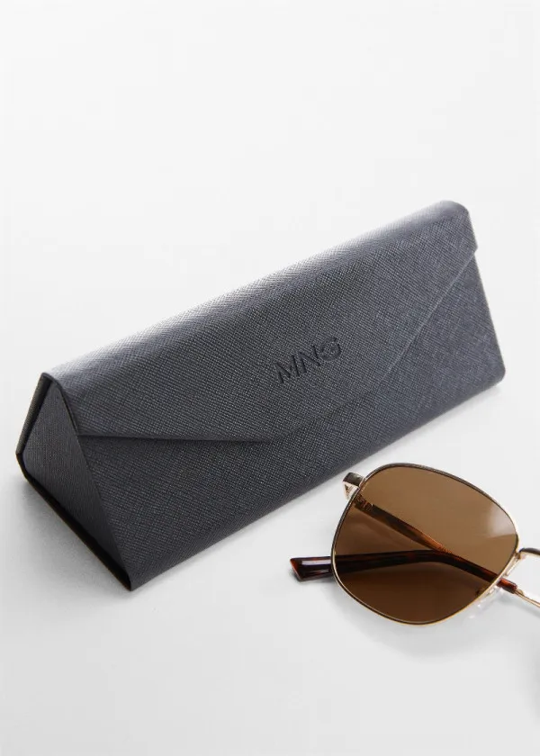 ОЧИЛА ЗА СОНЦЕ 