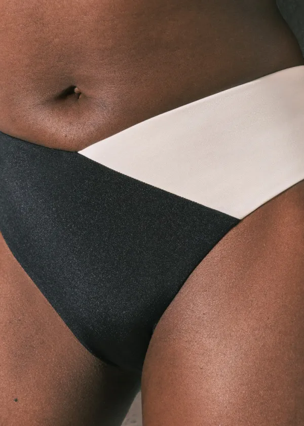 КОСТИМ ЗА КАПЕЊЕ ДОЛЕН ДЕЛ 