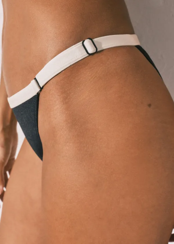 КОСТИМ ЗА КАПЕЊЕ ДОЛЕН ДЕЛ 