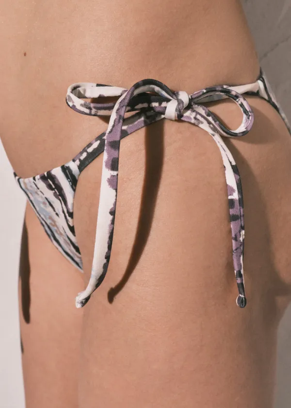 КОСТИМ ЗА КАПЕЊЕ ДОЛЕН ДЕЛ 