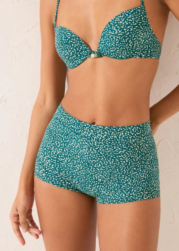 КОСТИМ ЗА КАПЕЊЕ ДОЛЕН ДЕЛ 