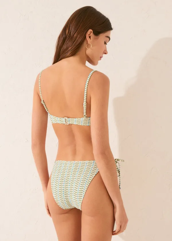 КОСТИМ ЗА КАПЕЊЕ ДОЛЕН ДЕЛ 