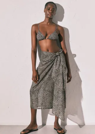 КОСТИМ ЗА КАПЕЊЕ ГОРЕН ДЕЛ Б 