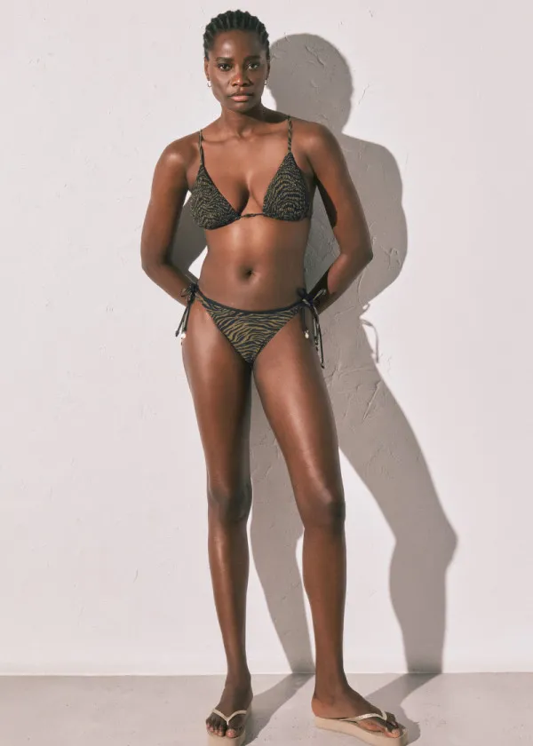 КОСТИМ ЗА КАПЕЊЕ ГОРЕН ДЕЛ Б 