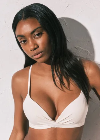 КОСТИМ ЗА КАПЕЊЕ ГОРЕН ДЕЛ Б 