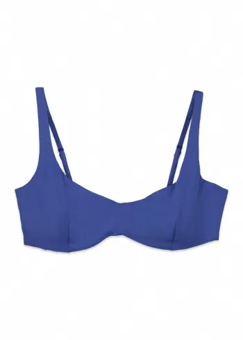 КОСТИМ ЗА КАПЕЊЕ ГОРЕН ДЕЛ Ц 