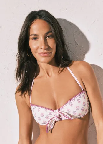 КОСТИМ ЗА КАПЕЊЕ ГОРЕН ДЕЛ Б 