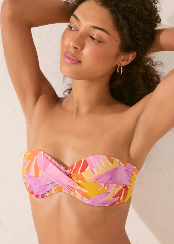 КОСТИМ ЗА КАПЕЊЕ ГОРЕН ДЕЛ Б 