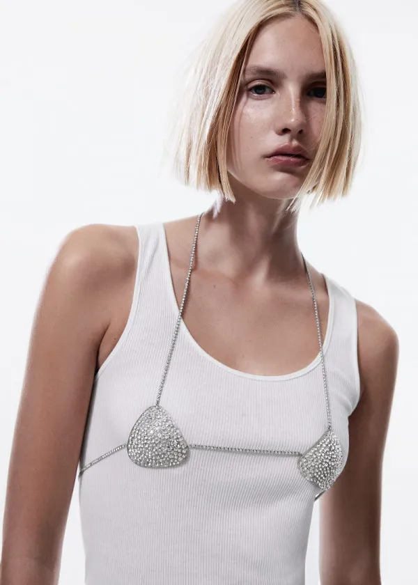 ОБЛИКУВАЧ ЗА ТЕЛО 