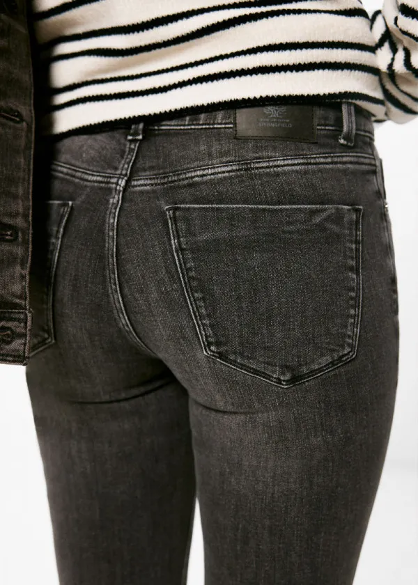 ЖЕНСКИ ФАРМЕРКИ 