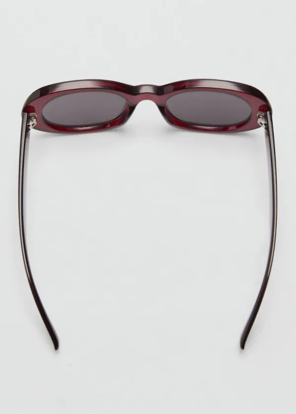 ОЧИЛА ЗА СОНЦЕ 