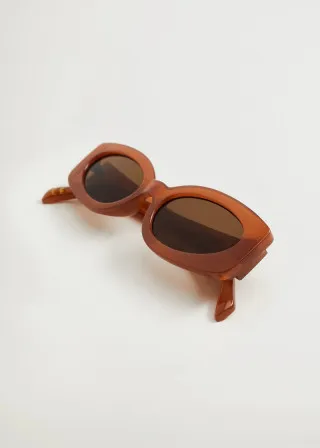 ОЧИЛА ЗА СОНЦЕ 