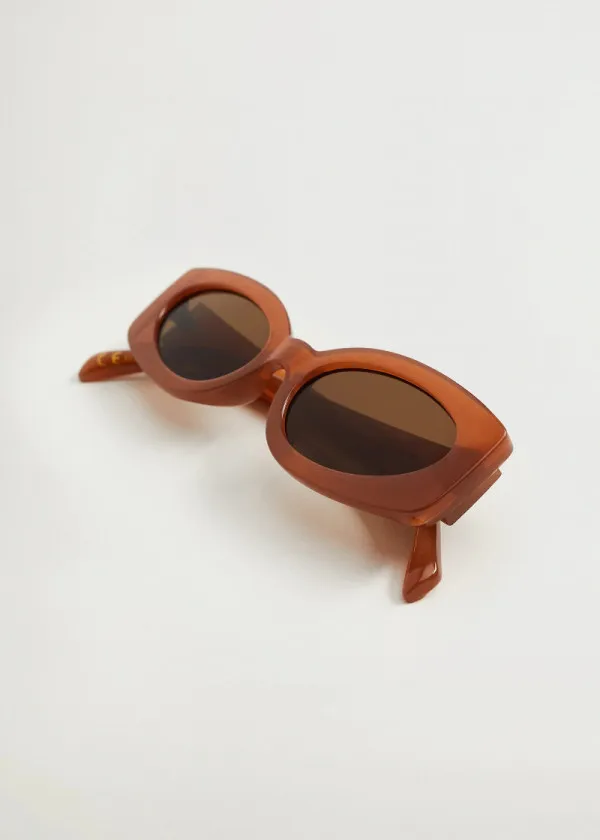 ОЧИЛА ЗА СОНЦЕ 